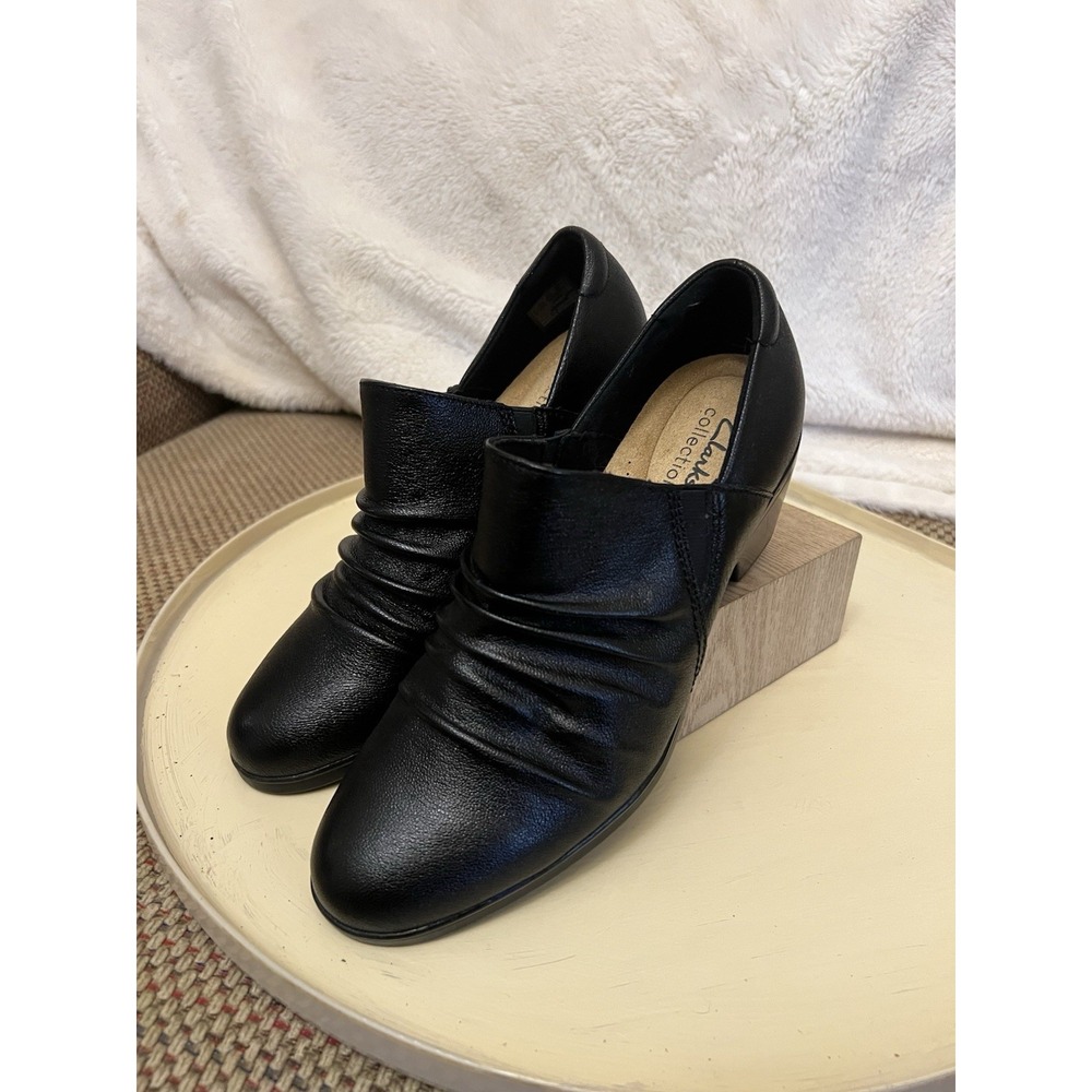 Clarks Shoe Emily Cove Pumps Womens Sz 9 Black Leather Slip On Block Heel Clasic